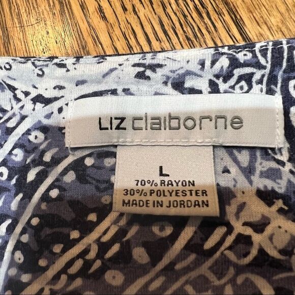 Liz Claiborne Paisley Print Navy Tan & White V-Neck-Line Top Size large - Picture 6 of 7